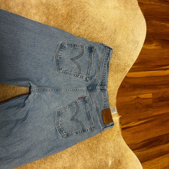 Levi's Premium Ribcage Bell Jeans🔥🔥♥️ - Picture 10 of 10